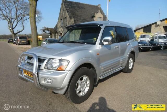 Grijs metallic Gebruikt 2000 Mitsubishi Pajero SUV | € 3.950 (Iets duurder) - Afbeelding 1/4