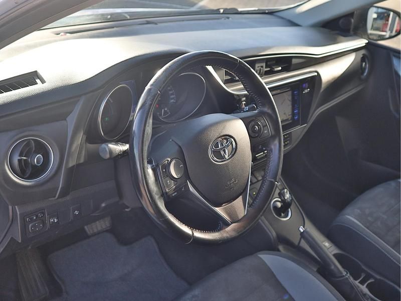 Occasion Toyota Auris Business Edition 2023 Wit Stationwagen