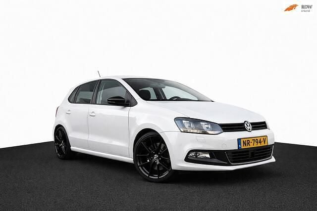 Wit Occasion 2014 VW Polo R-line Edition Hatchback | € 5.950 (Goede deal) - Afbeelding 1/4