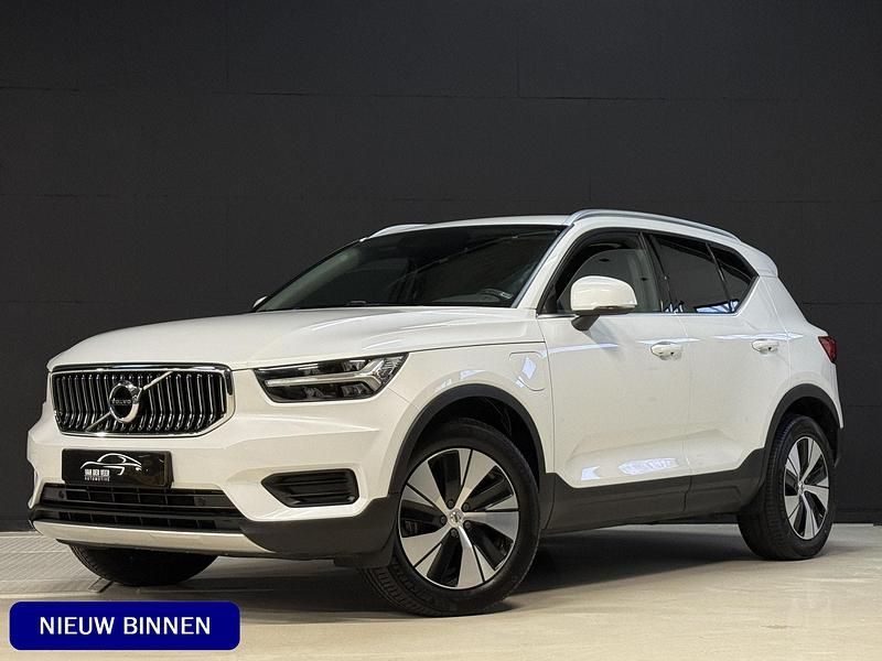Wit Gebruikt 2021 Volvo XC40 Inscription SUV | € 23.800 (Goede deal) - Afbeelding 1/4