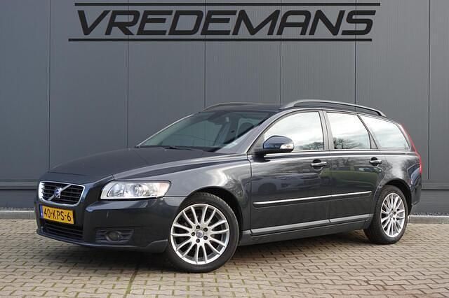 Grijs Gebruikt 2010 Volvo V50 Stationwagen | € 4.450 (Goede deal) - Afbeelding 1/4