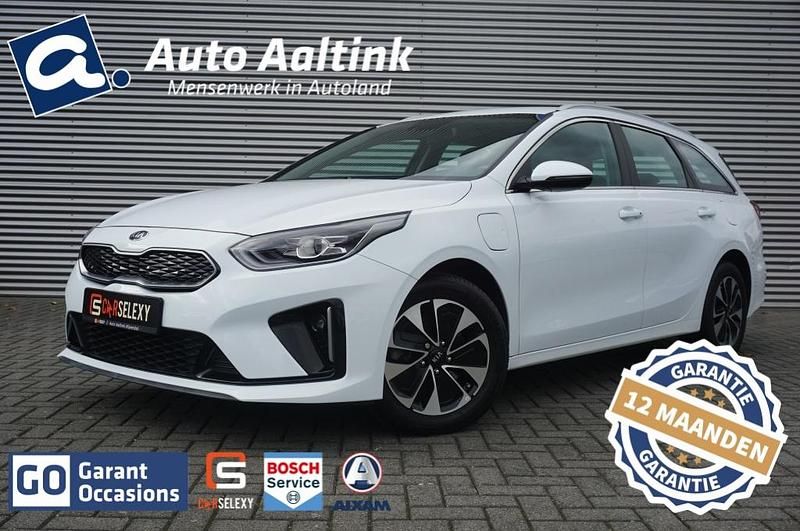 Wit Gebruikt 2021 Kia Ceed Hatchback | € 18.675 (Eerlijke prijs) - Afbeelding 1/4