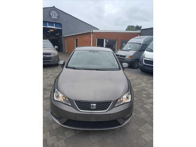 Grijs Gebruikt 2014 Seat Ibiza Style Hatchback | € 5.450 (Goede deal) - Afbeelding 1/4