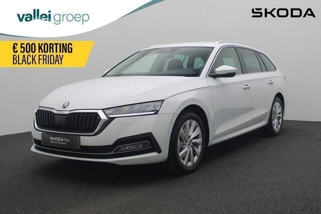 Wit, metallic lak Gebruikt 2024 Skoda Octavia Ambition Stationwagen | € 29.900 (Eerlijke prijs) - Afbeelding 1/4