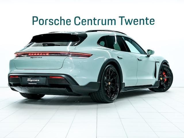 Occasion Porsche Taycan Cross Turismo 440 kW (599 PK) 2025 Groen (metallic) SUV