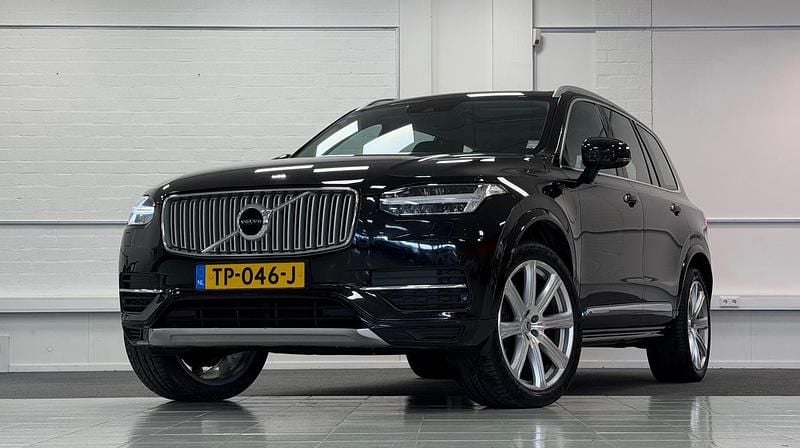 Zwart Occasion 2017 Volvo XC90 Inscription SUV | € 25.944 (Goede deal) - Afbeelding 1/4