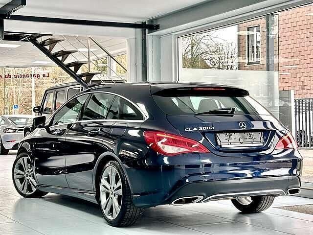 Occasion Mercedes CLA200 136 PK (100 kW) 2019 Blauw Stationwagen