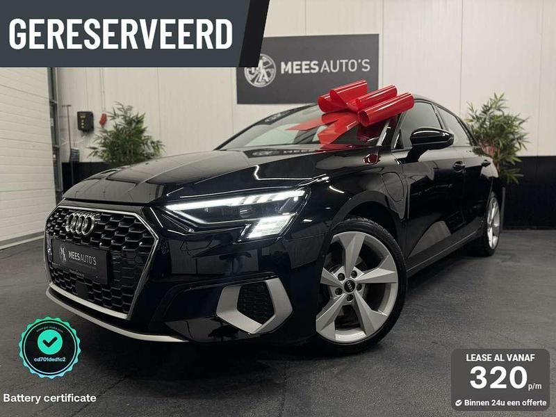 Zwart Gebruikt 2021 Audi A3 Sportback e-tron Sedan | € 23.950 (Eerlijke prijs) - Afbeelding 1/4