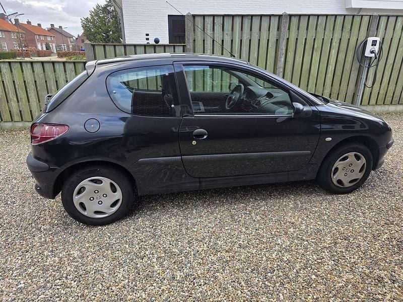 Occasion Peugeot 206 75 PK (55 kW) 2001 Zwart Hatchback