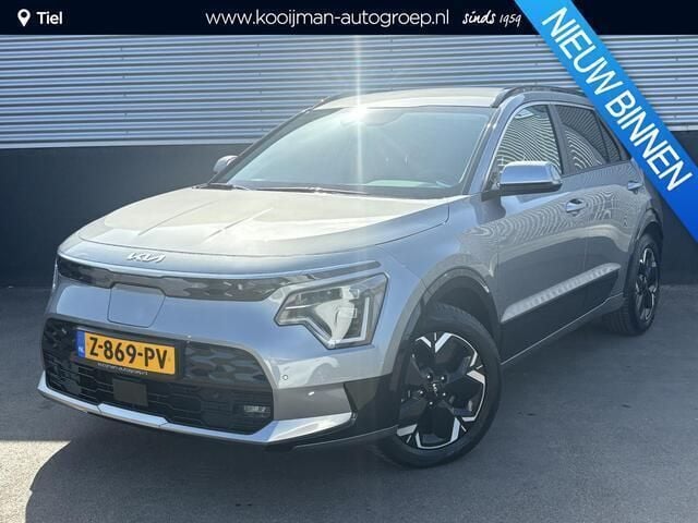 Grijs, metallic lak Gebruikt 2024 Kia e-Niro Advance SUV | € 32.850 (Super prijs) - Afbeelding 1/4