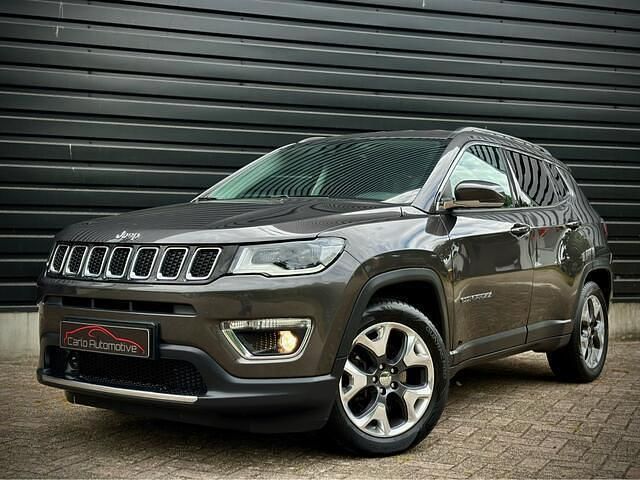 Grijs Gebruikt 2017 Jeep Compass SUV | € 12.950 (Iets duurder) - Afbeelding 1/4