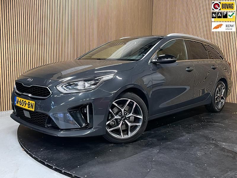 Grijs Gebruikt 2021 Kia Ceed GT-Line Stationwagen | € 17.950 (Super prijs) - Afbeelding 1/1