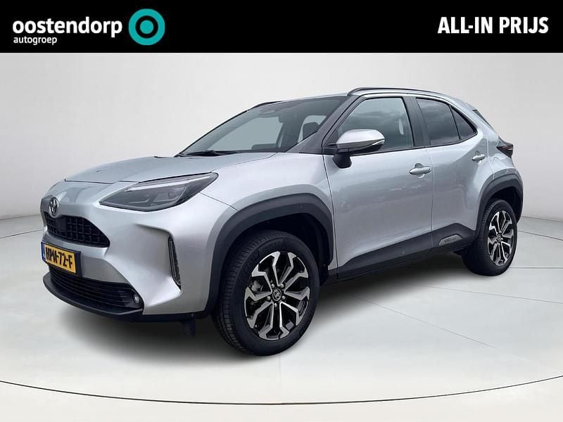 Grijs Gebruikt 2024 Toyota Yaris Cross SUV | € 29.350 (Eerlijke prijs) - Afbeelding 1/4