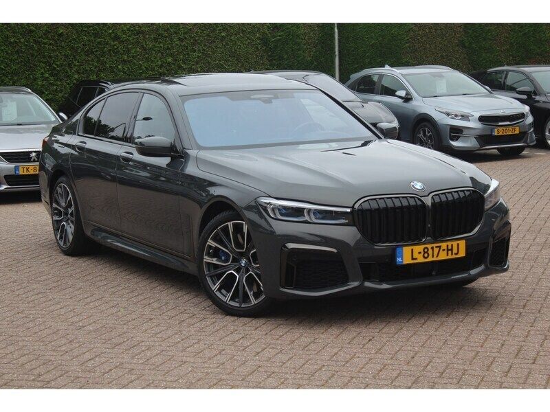 Grijs Gebruikt 2019 BMW 745 Executive Sedan | € 51.950 (Duur) - Afbeelding 1/4