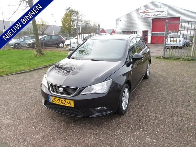 Zwart Gebruikt 2012 Seat Ibiza ST Style Stationwagen | € 3.450 (Goede deal) - Afbeelding 1/4