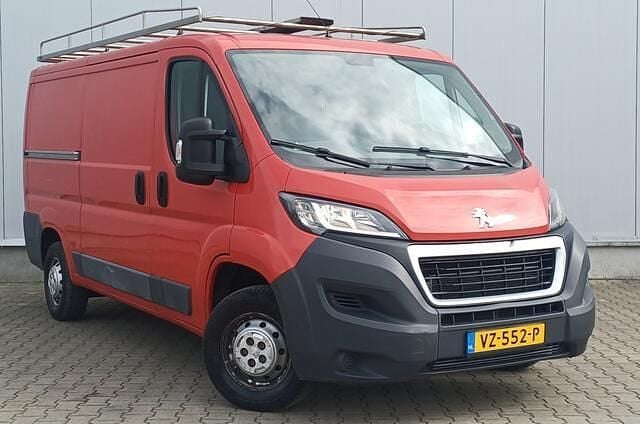 Rood Gebruikt 2016 Peugeot Boxer Van | € 5.950 (Super prijs) - Afbeelding 1/4