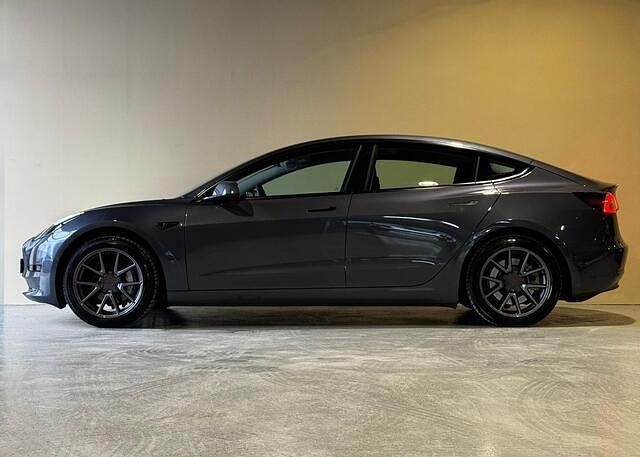 Occasion Tesla Model 3 Standard Range 235 kW (320 PK) 2022 Grijs Sedan