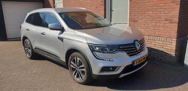 Grijs Occasion 2018 Renault Koleos Intens SUV | € 18.250 - Afbeelding 1/4