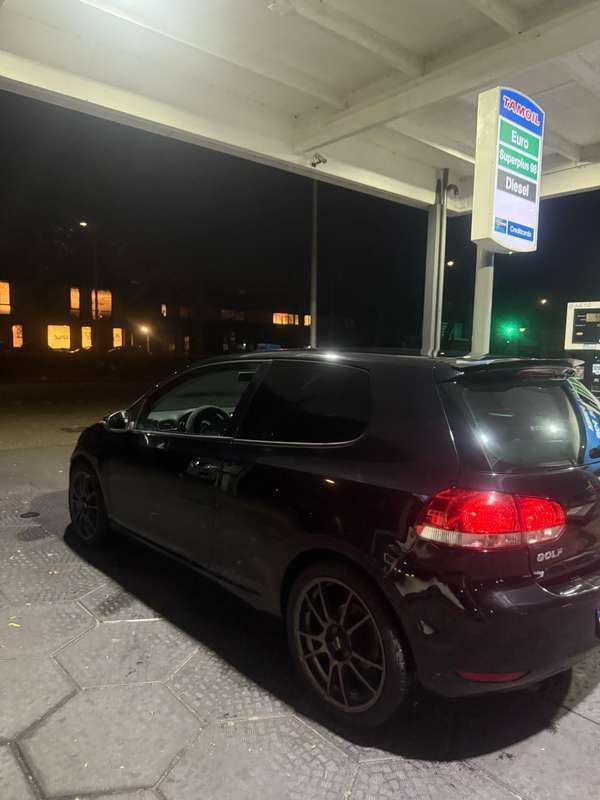 Gebruikt 2009 VW Golf VI Comfortline Sedan | € 4.000 (Eerlijke prijs) - Afbeelding 1/4
