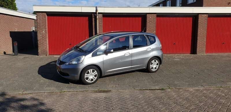 Grijs Gebruikt 2009 Honda Jazz Comfort Hatchback | € 3.250 (Goede deal) - Afbeelding 1/4