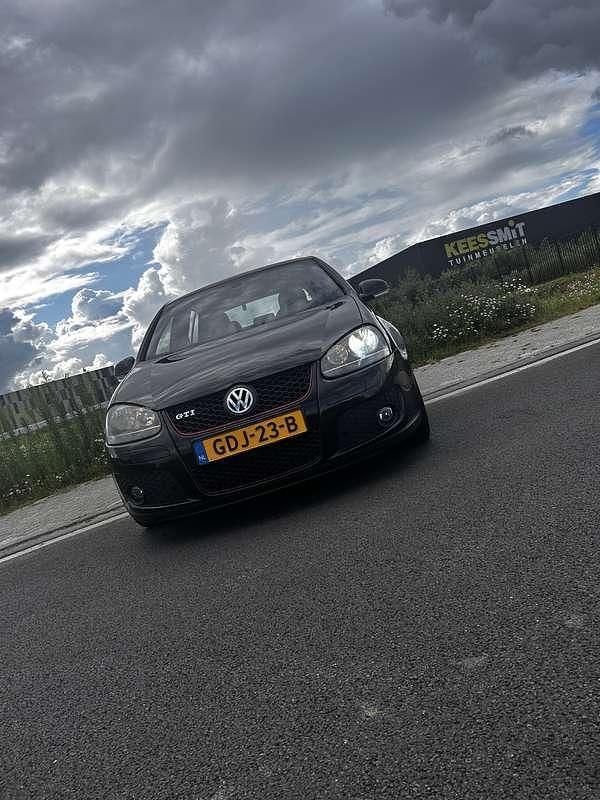 Zwart Gebruikt 2008 VW Golf VI GTI Hatchback | € 5.000 (Goede deal) - Afbeelding 1/4