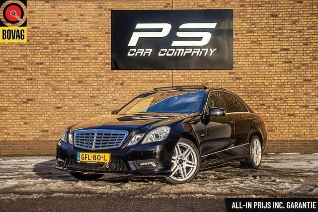Zwart Gebruikt 2011 Mercedes E350 Avantgarde Sedan | € 19.950 (Eerlijke prijs) - Afbeelding 1/4