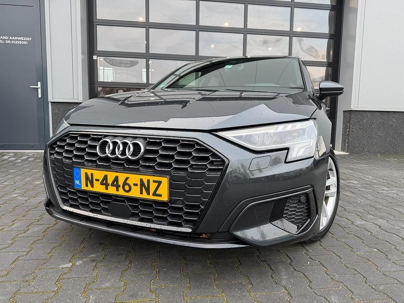 Occasion Audi A3 Advanced 110 PK (80 kW) 2021 Grijs Hatchback