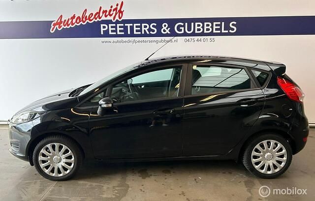 Zwart Gebruikt 2013 Ford Fiesta Hatchback | € 6.745 (Iets duurder) - Afbeelding 1/4