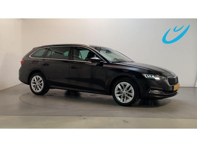 Occasion Skoda Octavia Business Line 110 PK (80 kW) 2022 Zwart Stationwagen