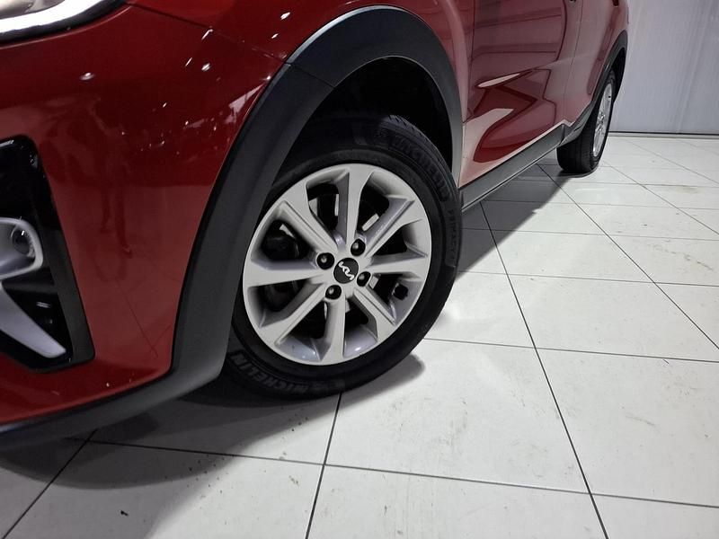 Occasion Kia Stonic 101 PK (74 kW) 2022 Rood SUV