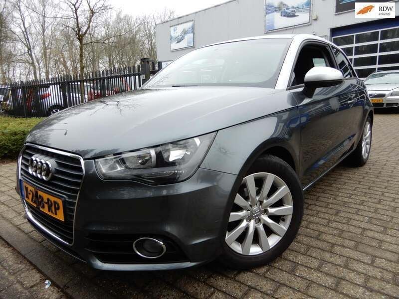 Grijs Gebruikt 2011 Audi A1 Attraction Hatchback | € 7.450 (Eerlijke prijs) - Afbeelding 1/4