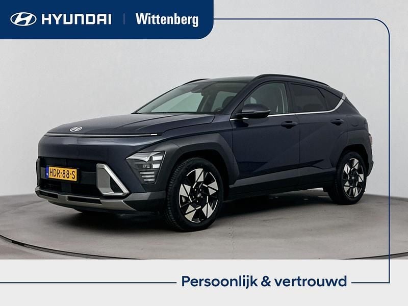 Blauw Gebruikt 2025 Hyundai Kona Comfort SUV | € 31.400 (Eerlijke prijs) - Afbeelding 1/4
