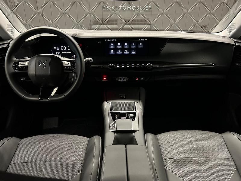 Occasion DS Automobiles DS4 146 PK (107 kW) 2025 Zwart Hatchback