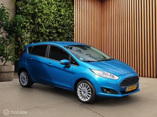 Occasion Ford Fiesta Titanium X 101 PK (74 kW) 2015 Blauw Hatchback