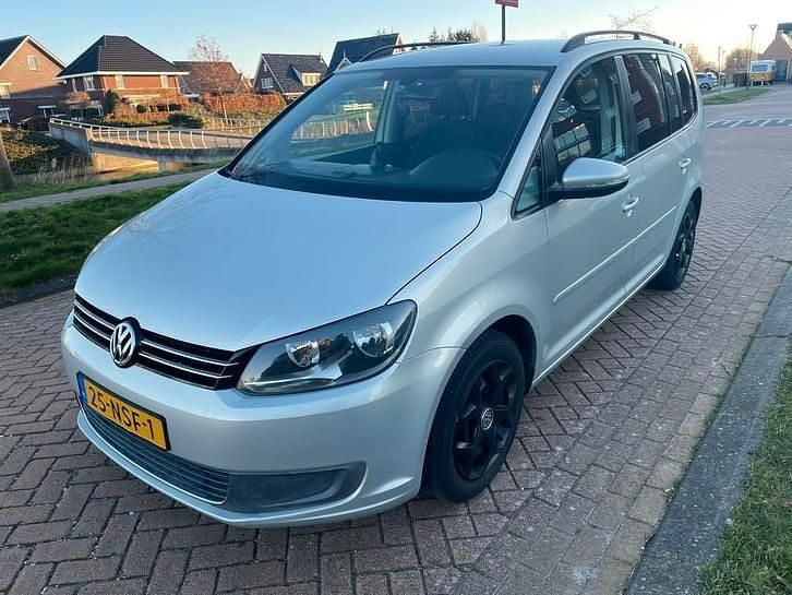 Gebruikt 2010 VW Touran MPV | € 4.250 (Eerlijke prijs) - Afbeelding 1/4