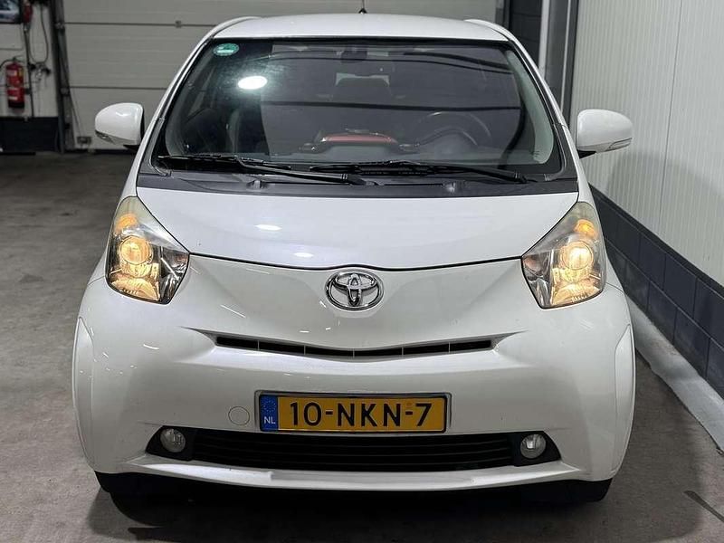 Occasion Toyota iQ 68 PK (50 kW) 2010 Wit Hatchback