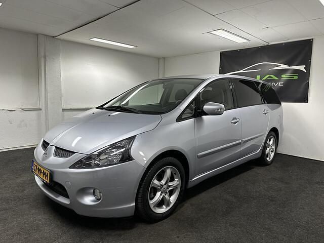 Occasion Mitsubishi Grandis Intense 165 PK (121 kW) 2004 Grijs MPV