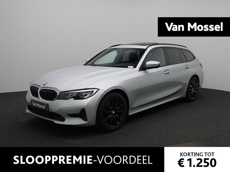 Grijs Occasion 2021 BMW 318 Executive Stationwagen | € 26.900 (Eerlijke prijs) - Afbeelding 1/4