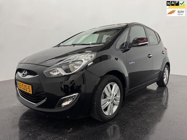 Zwart Gebruikt 2011 Hyundai ix20 MPV | € 4.995 (Goede deal) - Afbeelding 1/4