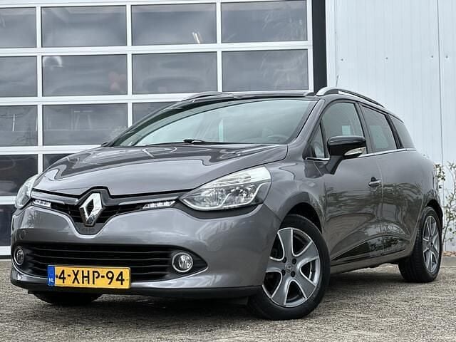 Grijs Gebruikt 2014 Renault Clio GrandTour Night&Day Stationwagen | € 4.950 (Eerlijke prijs) - Afbeelding 1/4