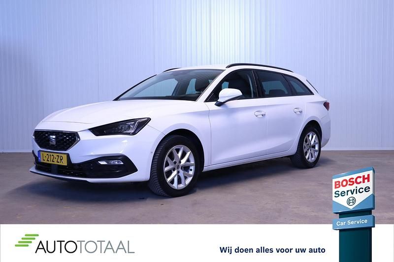 Wit Gebruikt 2021 Seat Leon Business Stationwagen | € 17.400 (Eerlijke prijs) - Afbeelding 1/4