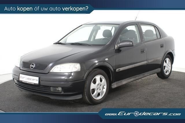 Zwart Gebruikt 1999 Opel Astra Hatchback | € 950 (Eerlijke prijs) - Afbeelding 1/4