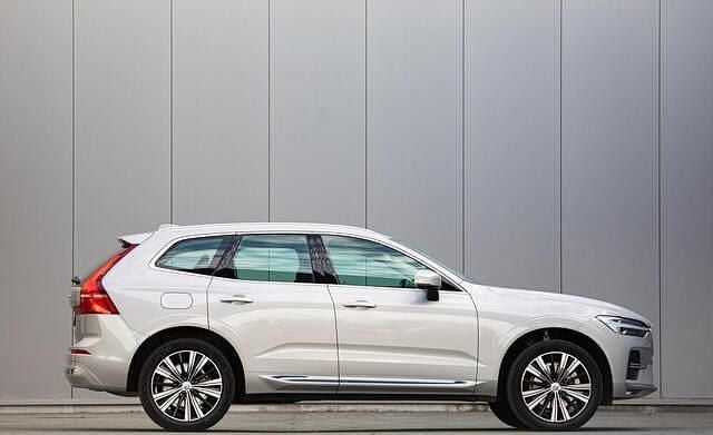 Grijs Occasion 2022 Volvo XC60 Inscription SUV | € 43.945 (Eerlijke prijs) - Afbeelding 1/4