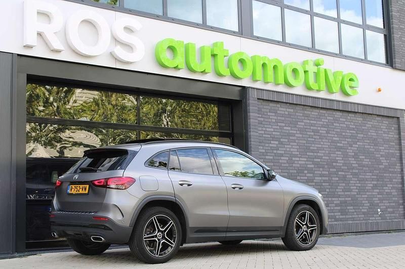 Occasion Mercedes GLA250 Business 218 PK (160 kW) 2022 Grijs SUV