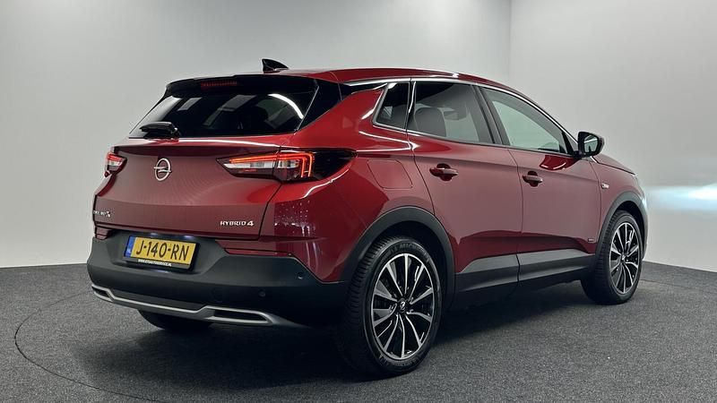 Occasion Opel Grandland X Business Elegance 301 PK (221 kW) 2020 Rood SUV