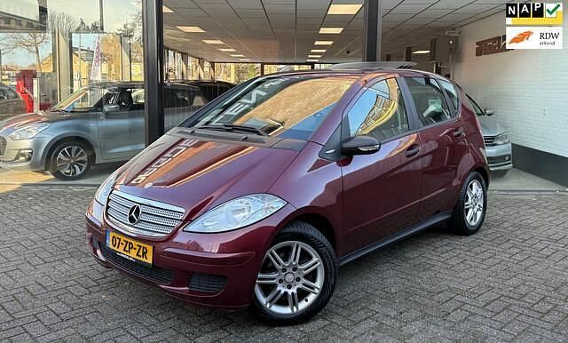Rood Gebruikt 2008 Mercedes A170 MPV | € 4.950 (Eerlijke prijs) - Afbeelding 1/4