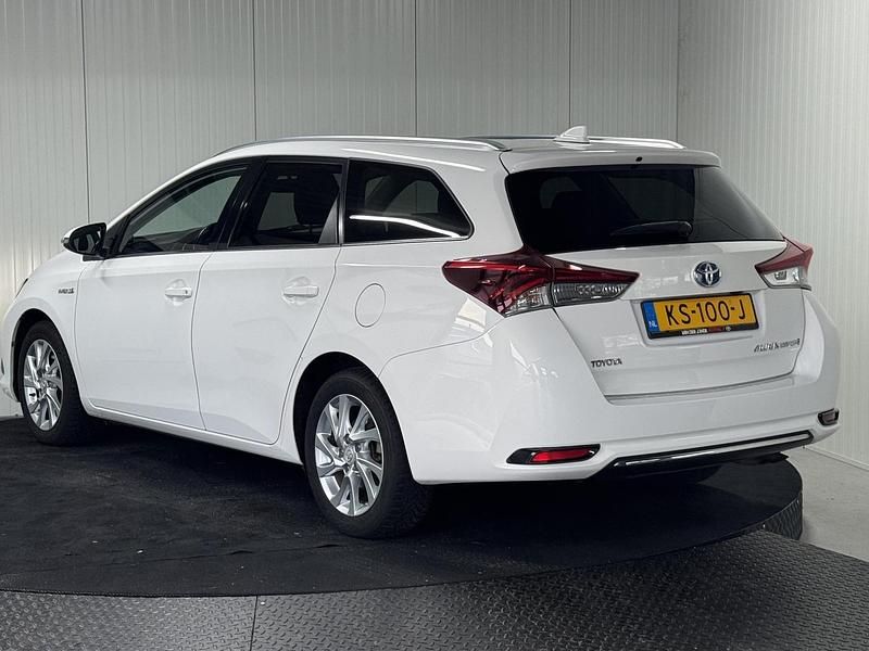 Occasion Toyota Auris Hybrid Trend 2016 Wit Stationwagen