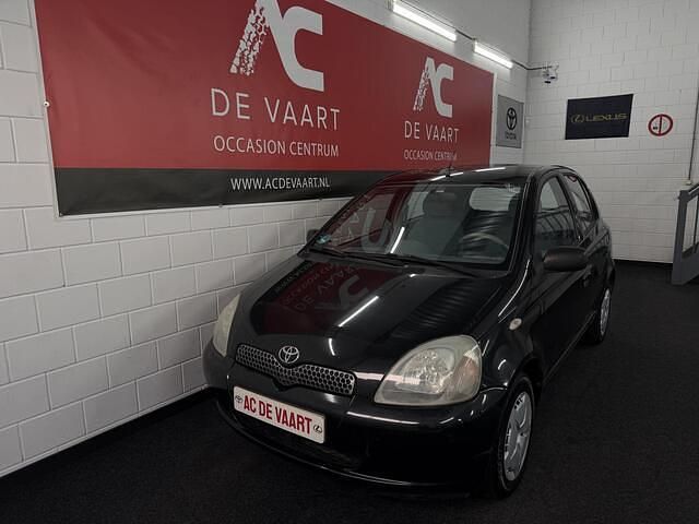 Occasion Toyota Yaris Terra 68 PK (50 kW) 2001 Zwart Hatchback