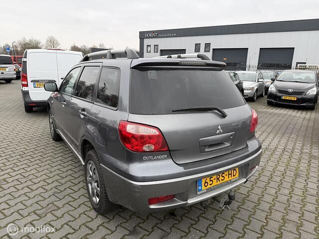Occasion Mitsubishi Outlander Invite 136 PK (100 kW) 2005 Grijs SUV