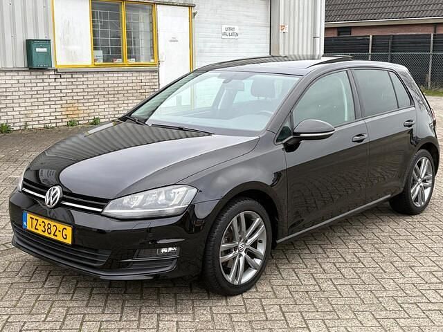 Occasion VW Golf VII Highline 140 PK (102 kW) 2014 Zwart (metallic) Hatchback